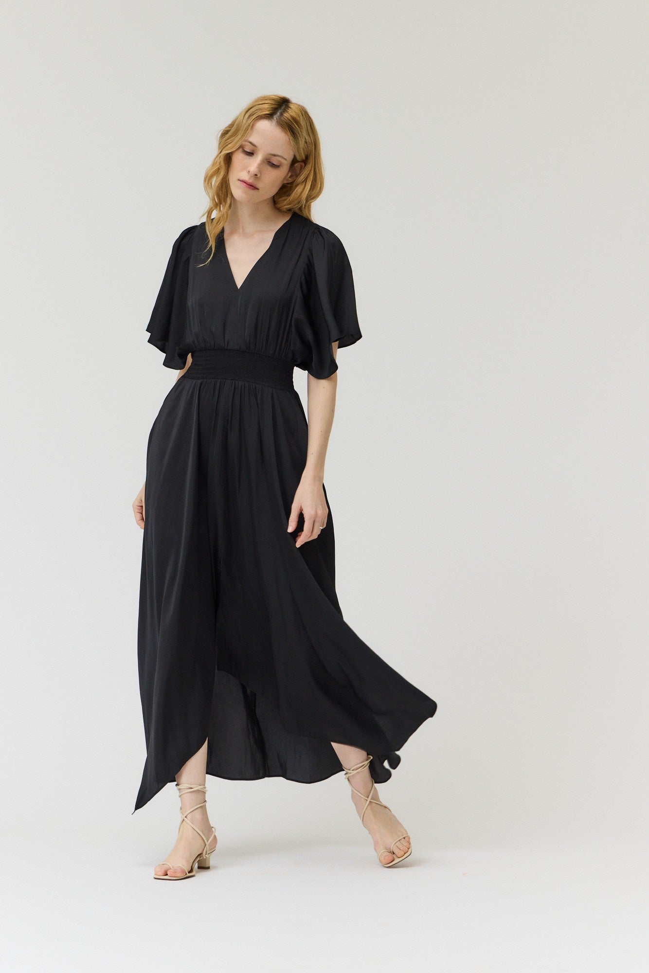 Unbalanced Skirt Flutter Sleeve Maxi Dress - Black