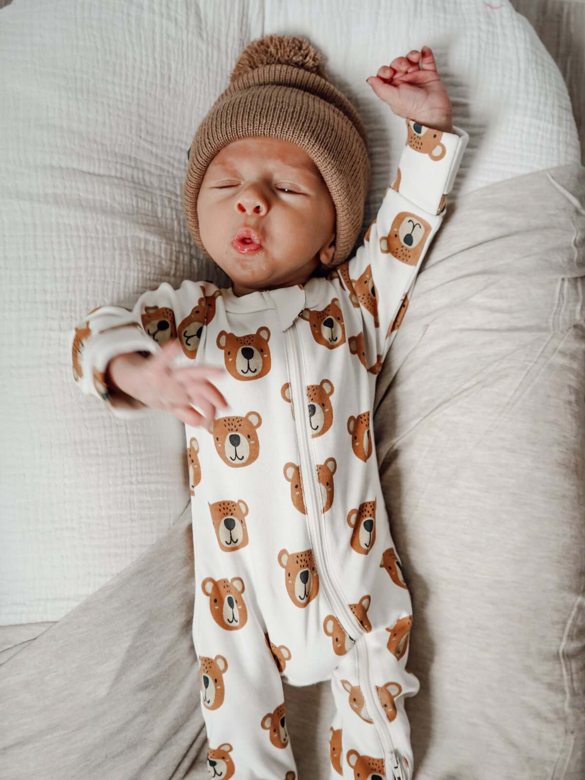 Baby Bear / Organic 2-Way Zip Romper (Baby - Kids): 0-3M SIIX Collection