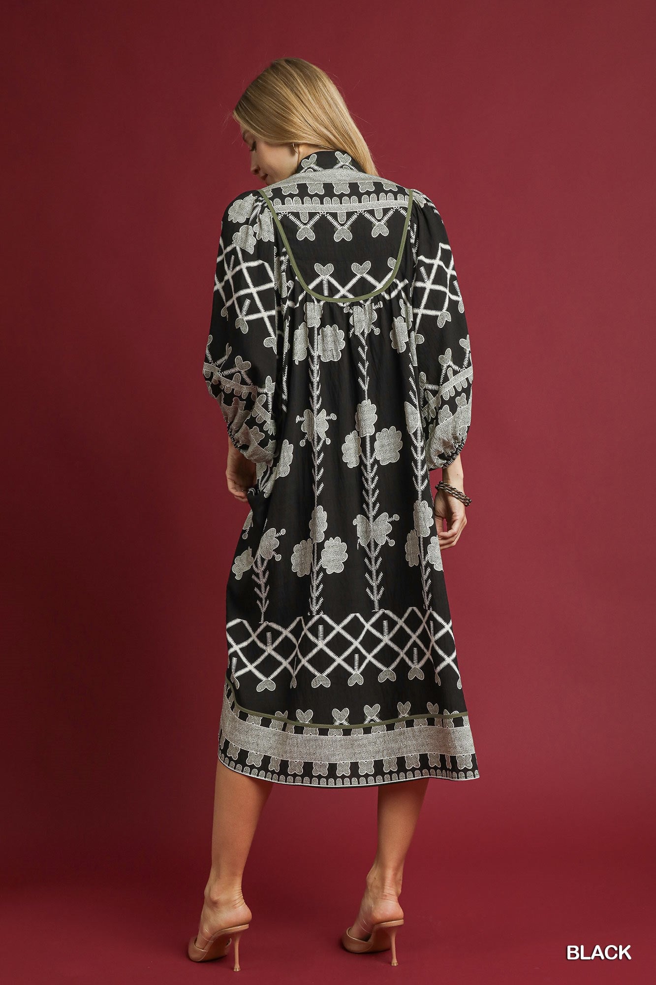 Umgee Tribal Print V-Neck Midi Dress with Puff Sleeves – Black Mix with Olive Piping