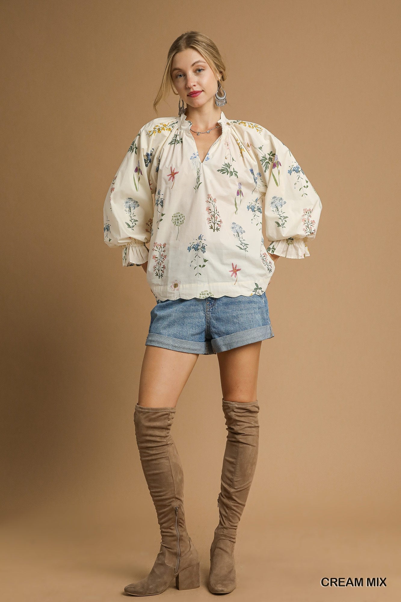 Umgee Floral Ruffle Neck Blouse with Balloon Sleeves – Cream Mix