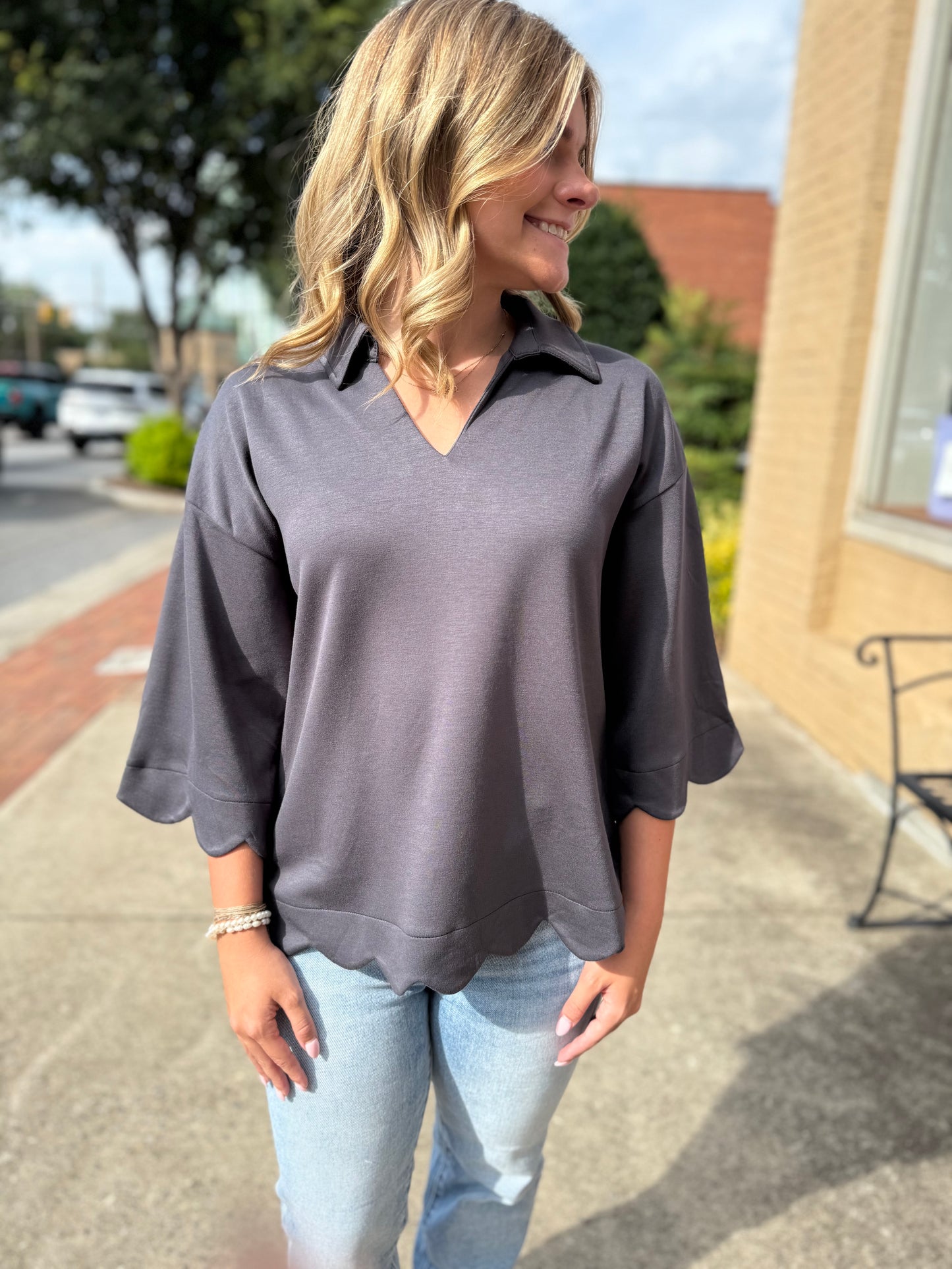 Scallop Hem ¾ Sleeve V-Neck Top with Collar