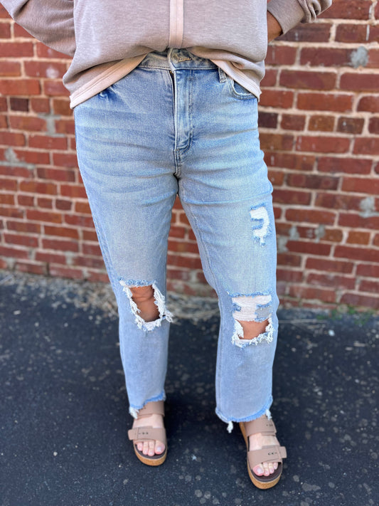 Vervet 90’s Super High Rise Distressed Dad Jeans