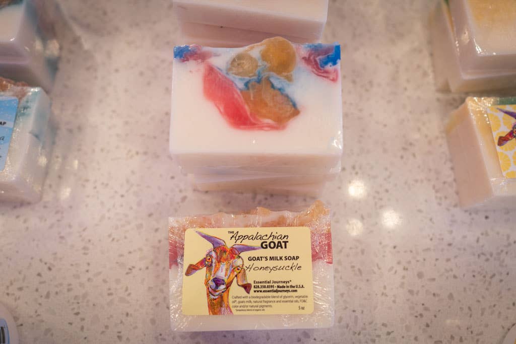 5oz Honeysuckle Goats Milk Soap Slice