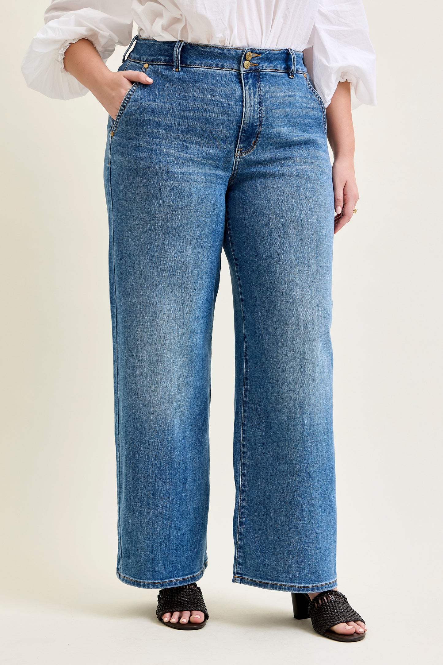 PLUS Judy Blue High Rise Straight Med Wash Trouser Jean - Short Inseam