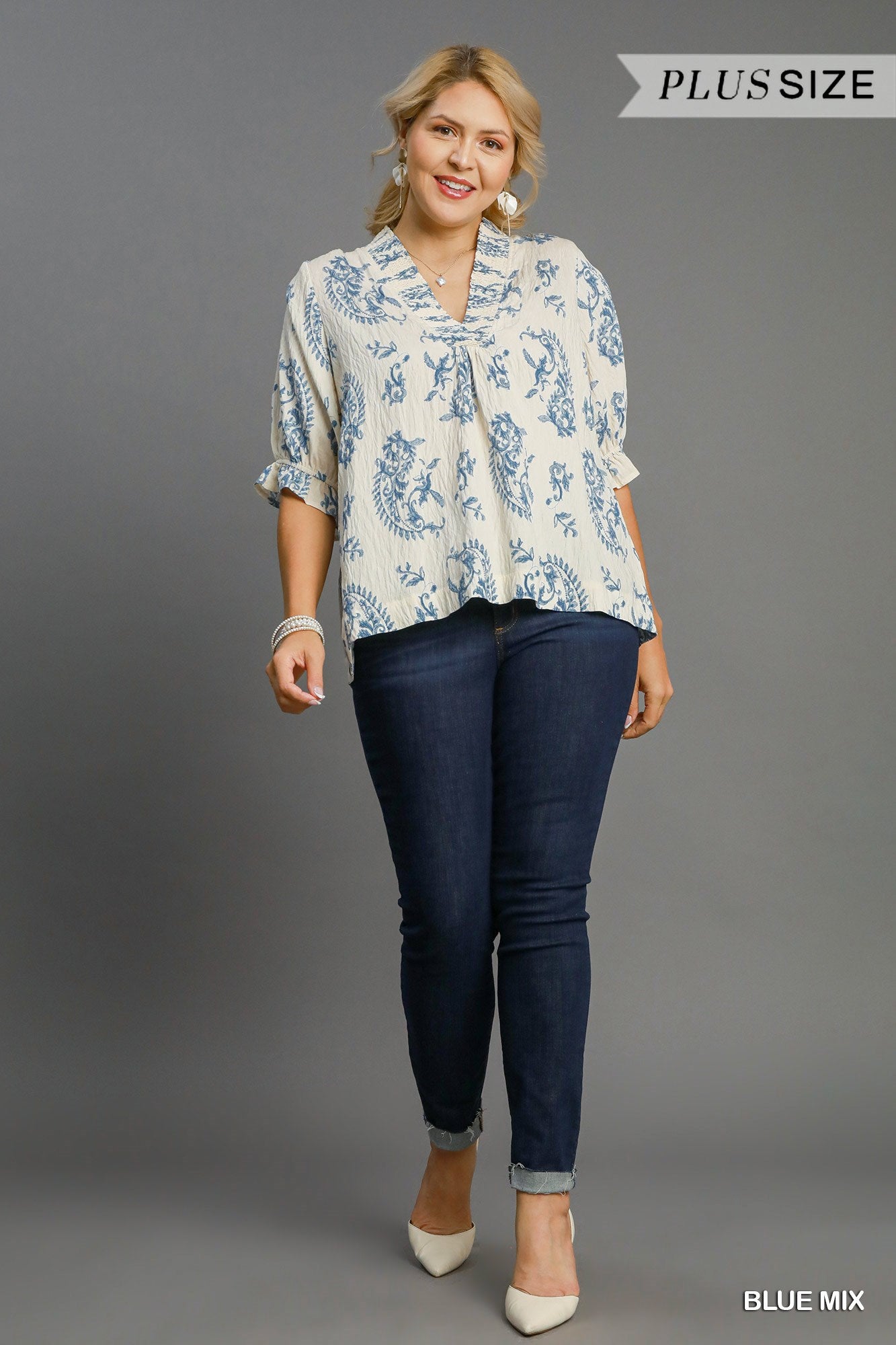 PLUS Umgee Paisley Print V-Neck Top – Blue Mix