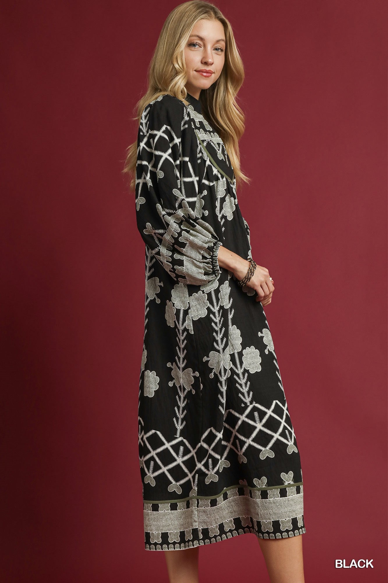 Umgee Tribal Print V-Neck Midi Dress with Puff Sleeves – Black Mix with Olive Piping