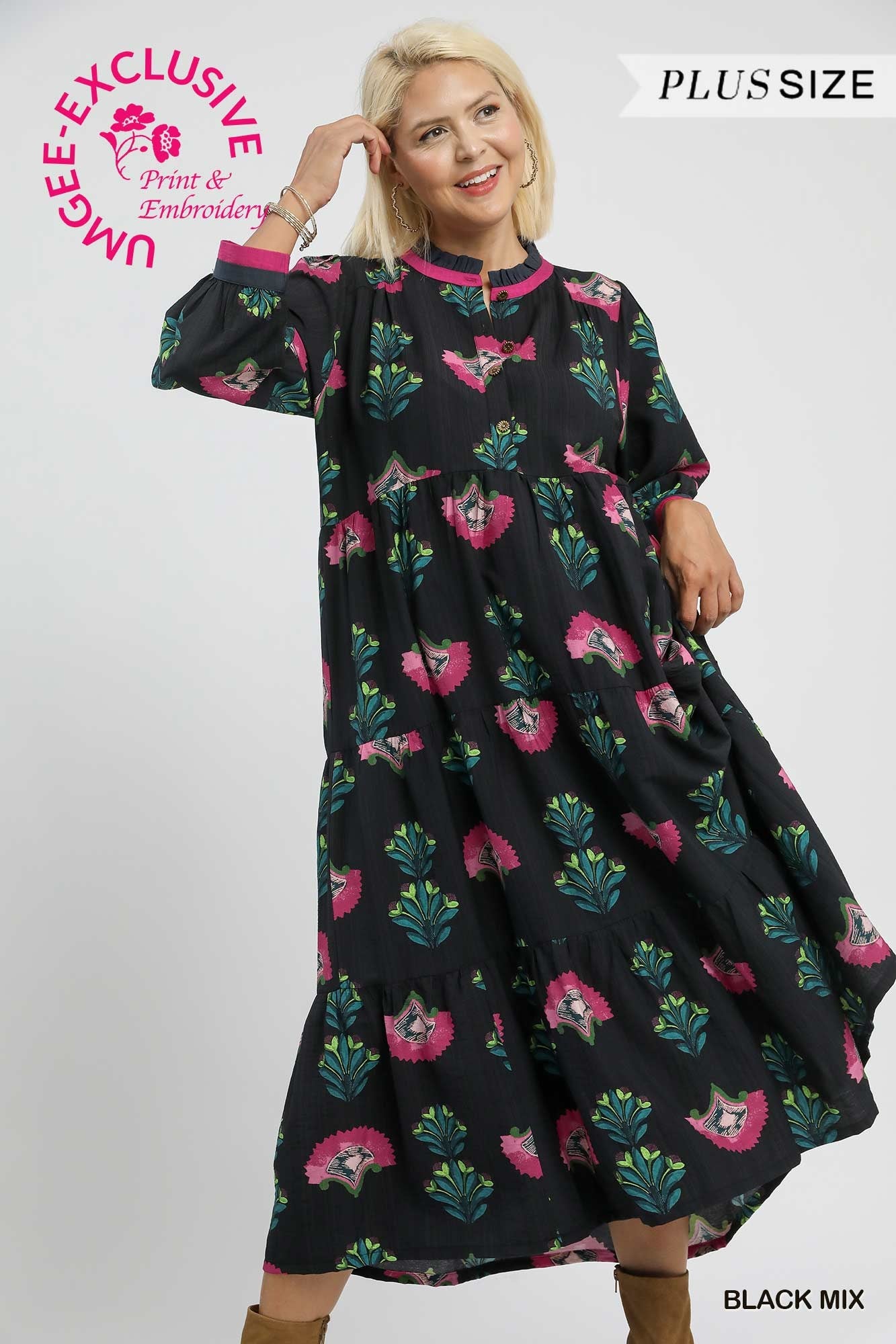 PLUS Umgee Floral Print Tiered Midi Dress with Gold-Button Detail – Black Mix