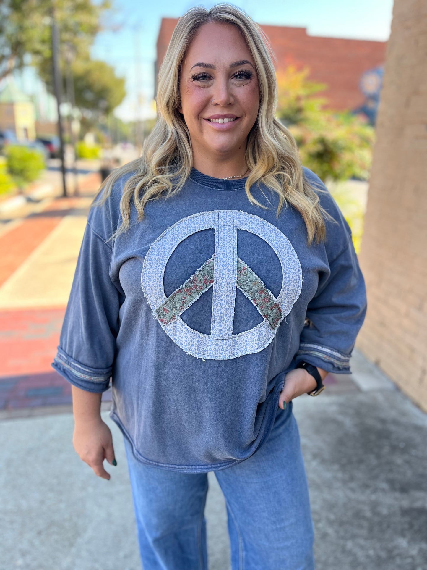 PLUS Umgee Mineral Wash Vintage Peace Sign Graphic Tee – Retro Casual Tops for Women