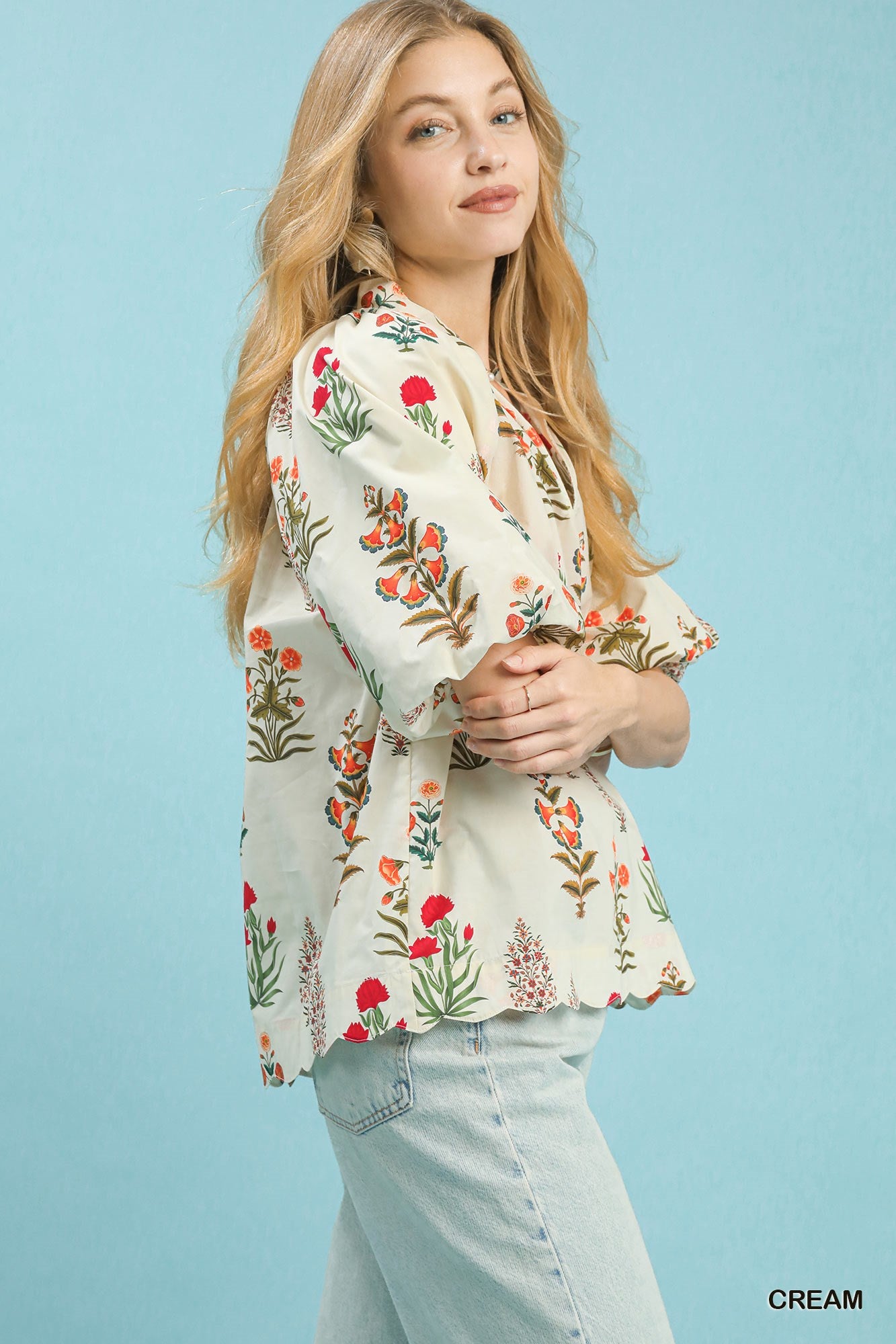 Umgee Multicolor Floral Scallop Hem Top - Cream