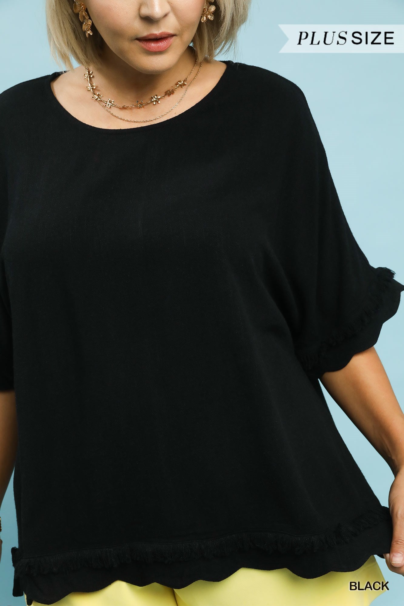 PLUS Umgee Linen Frayed Hem Scallop Edge Top – Black