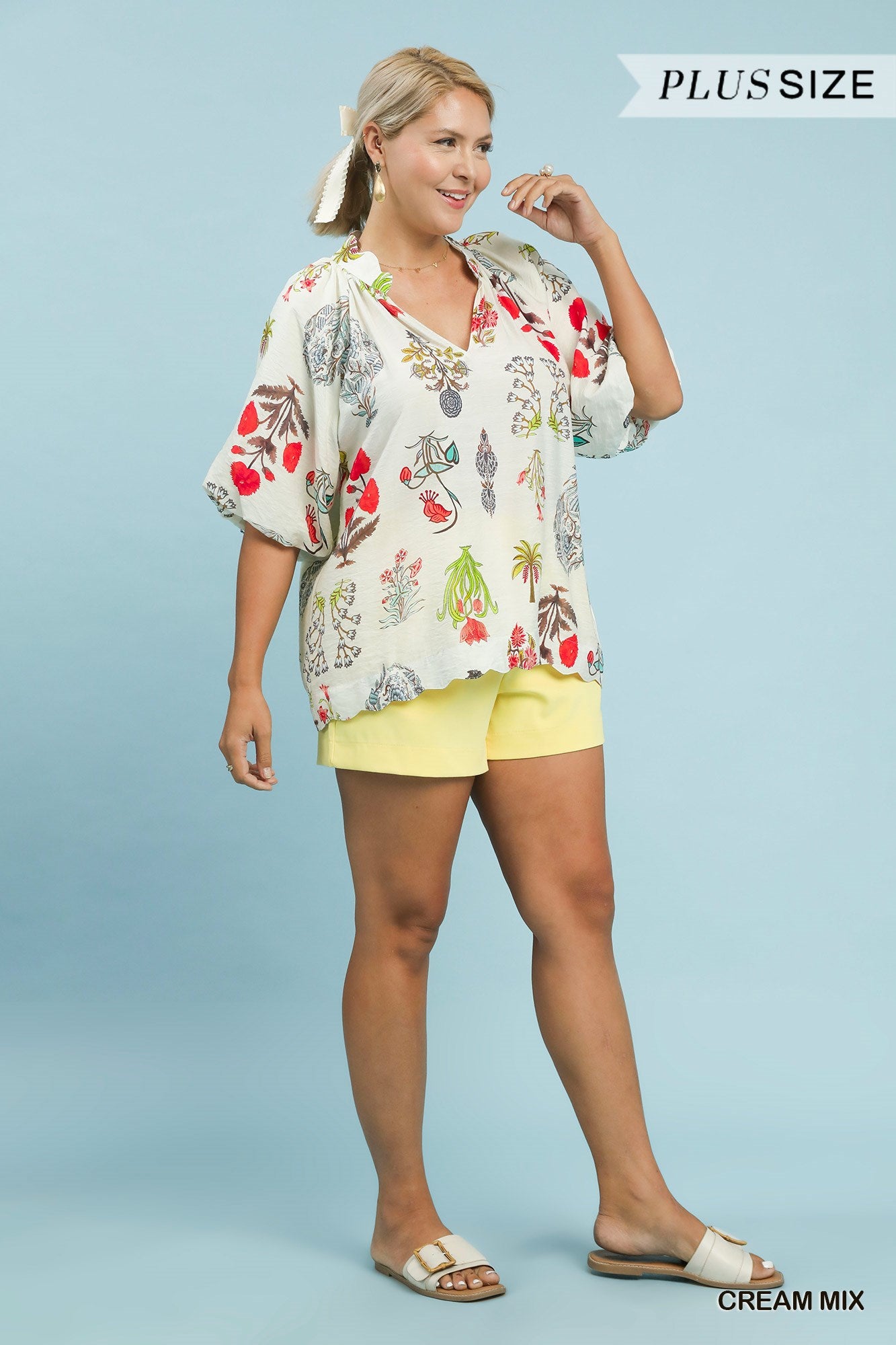 PLUS Umgee Split Neck Floral Print Blouse with Scalloped Edge