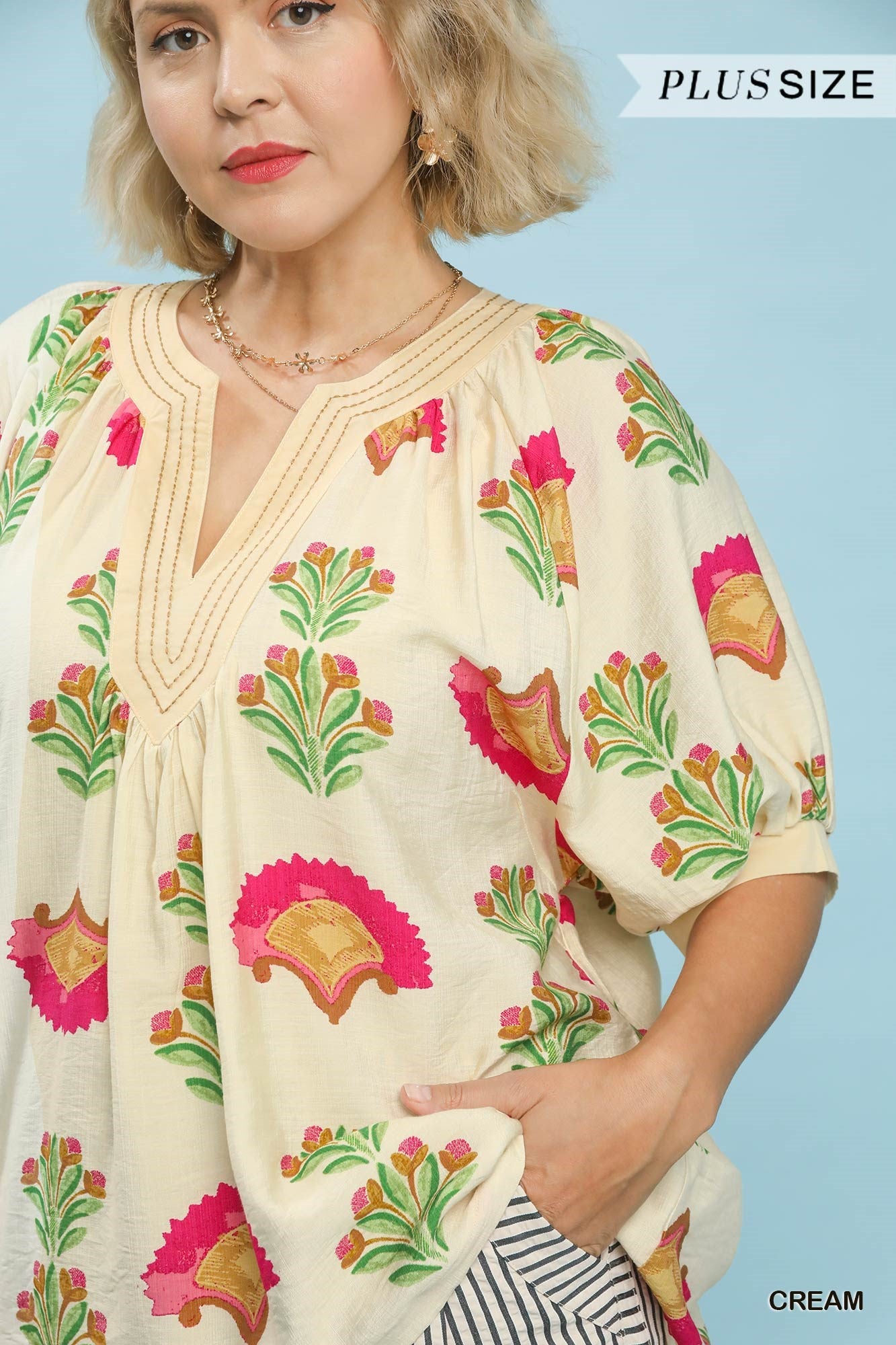 PLUS Umgee Garden Sketch Abstract Print V-Neck Top