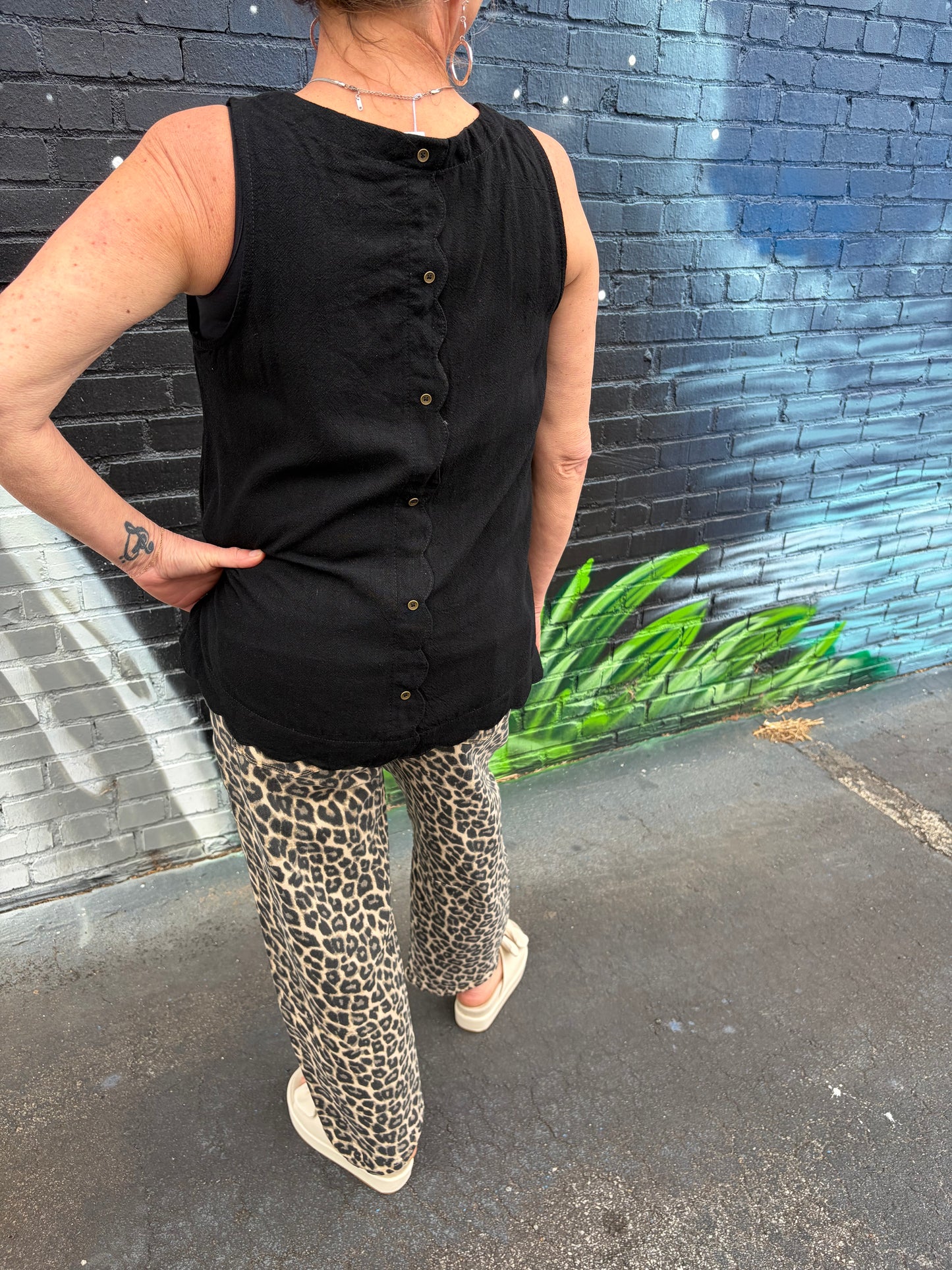 VERVET High Rise Leopard Barrel Jeans