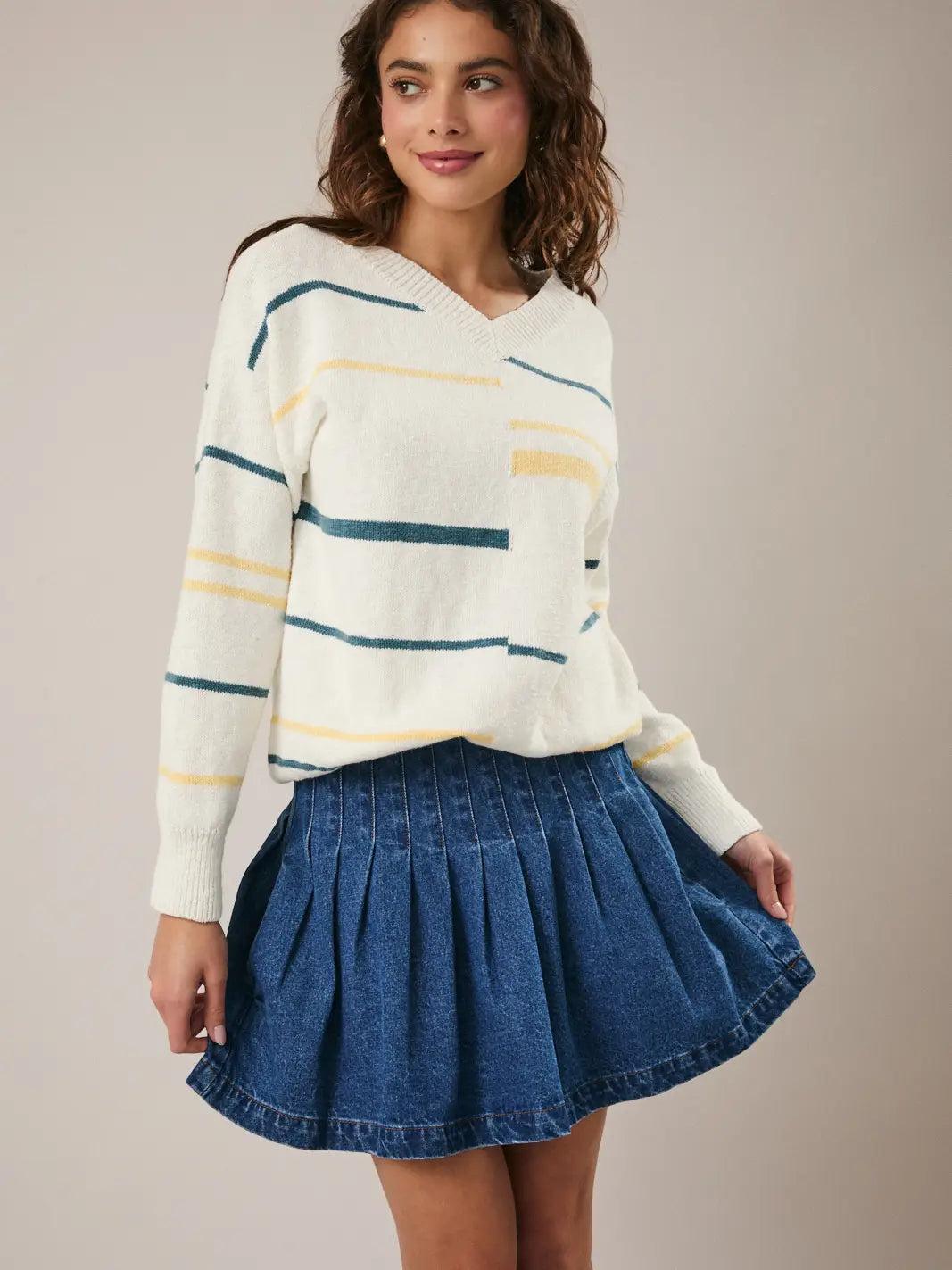 V-Neck Long Sleeve Stripe Sweater