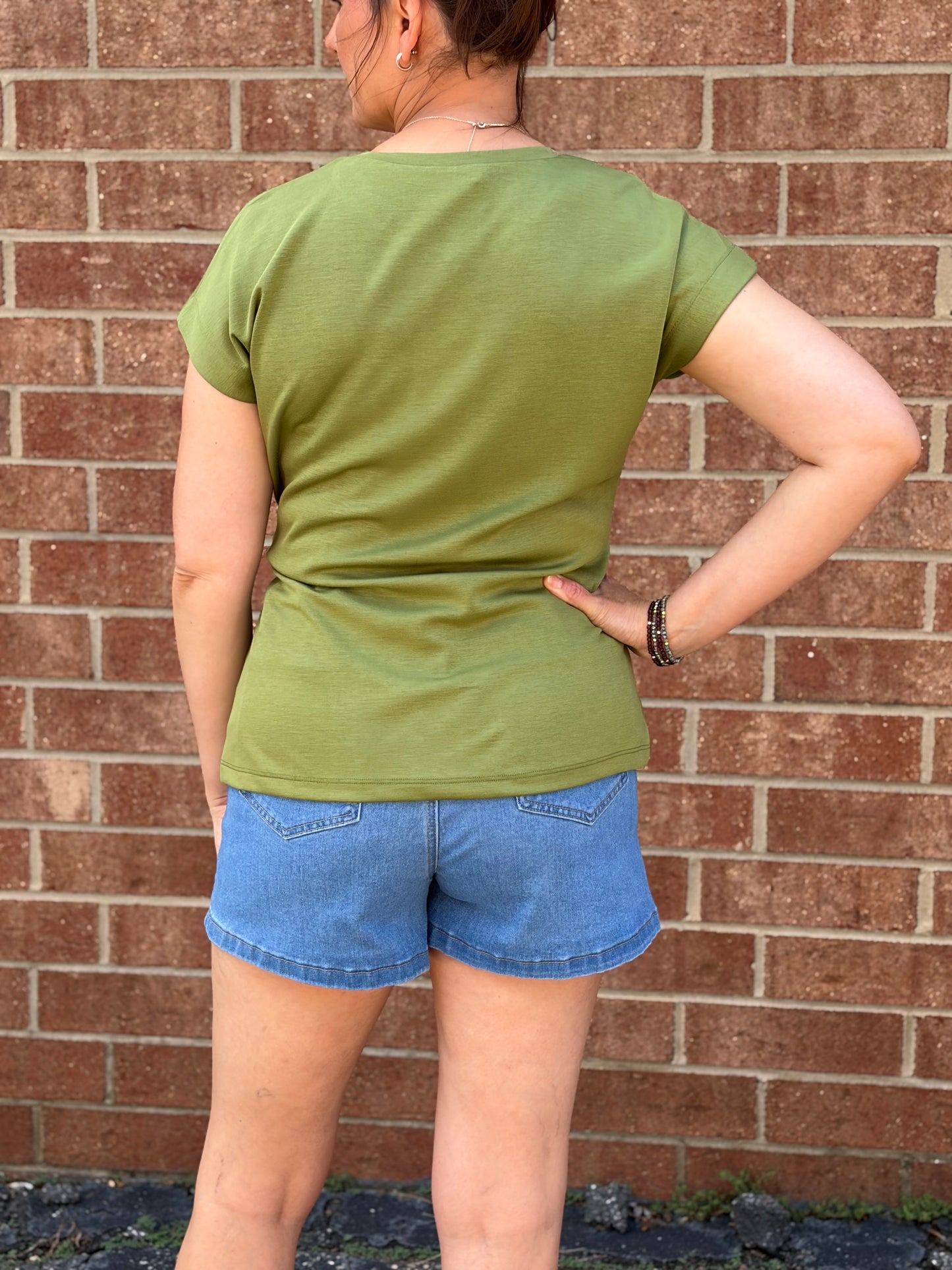 Entro Side Tie Bow Short Sleeve Knit Top - Lt Olive