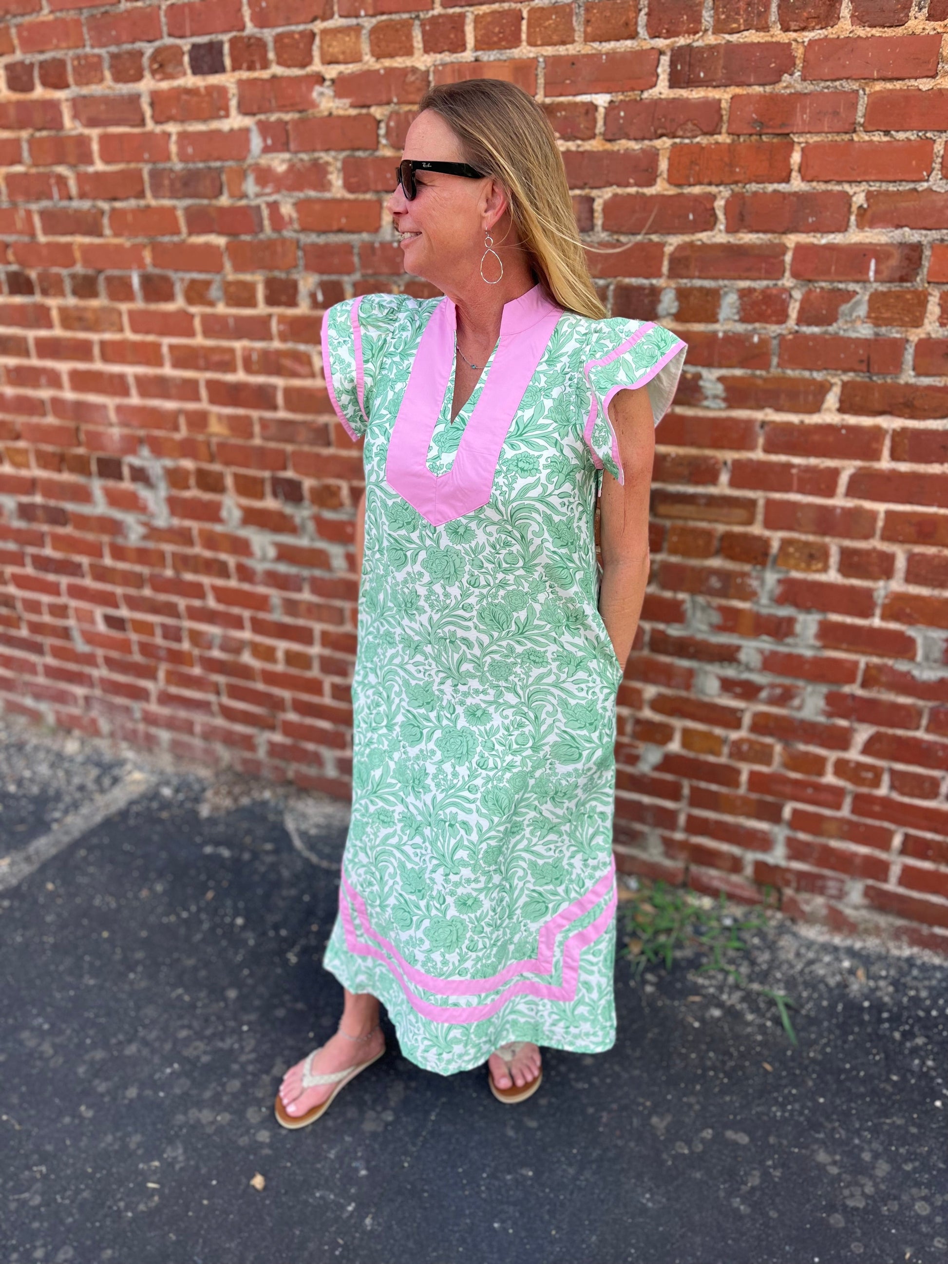 Green Floral Dress with Pink Details Entro