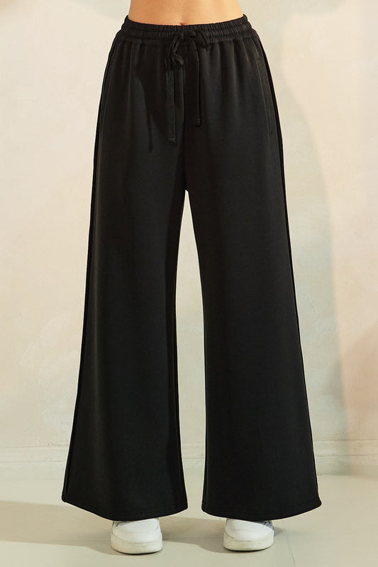 Cloud Knit Fleece Wide Leg Sweatpants – Ultra Soft & Lightweight Lounge Bottoms