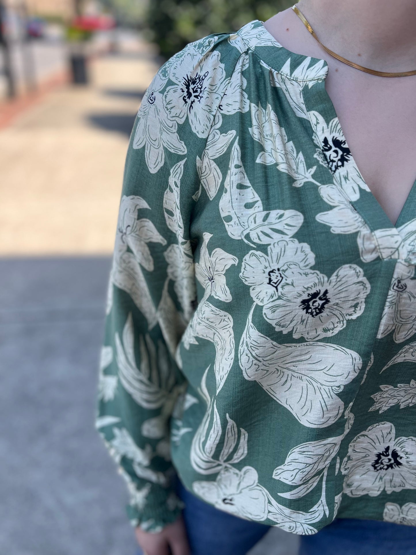 Sage Smocked Sleeve Floral Print Blouse – Staccato