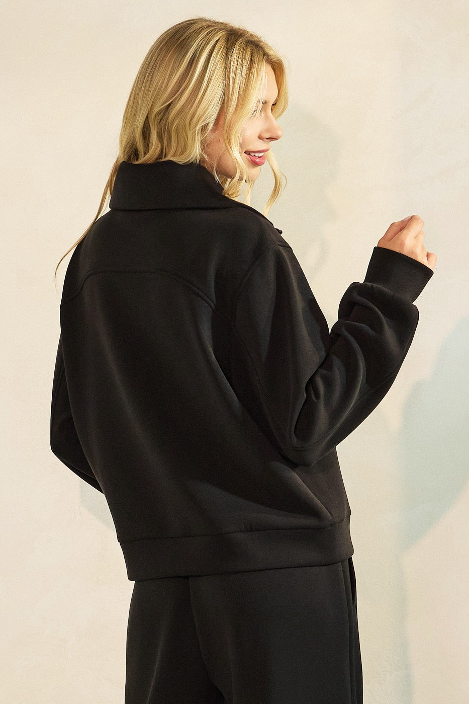Cloud Knit Half-Zip Sweatshirt with Oversized Collar – Ultra Soft Scuba Fleece