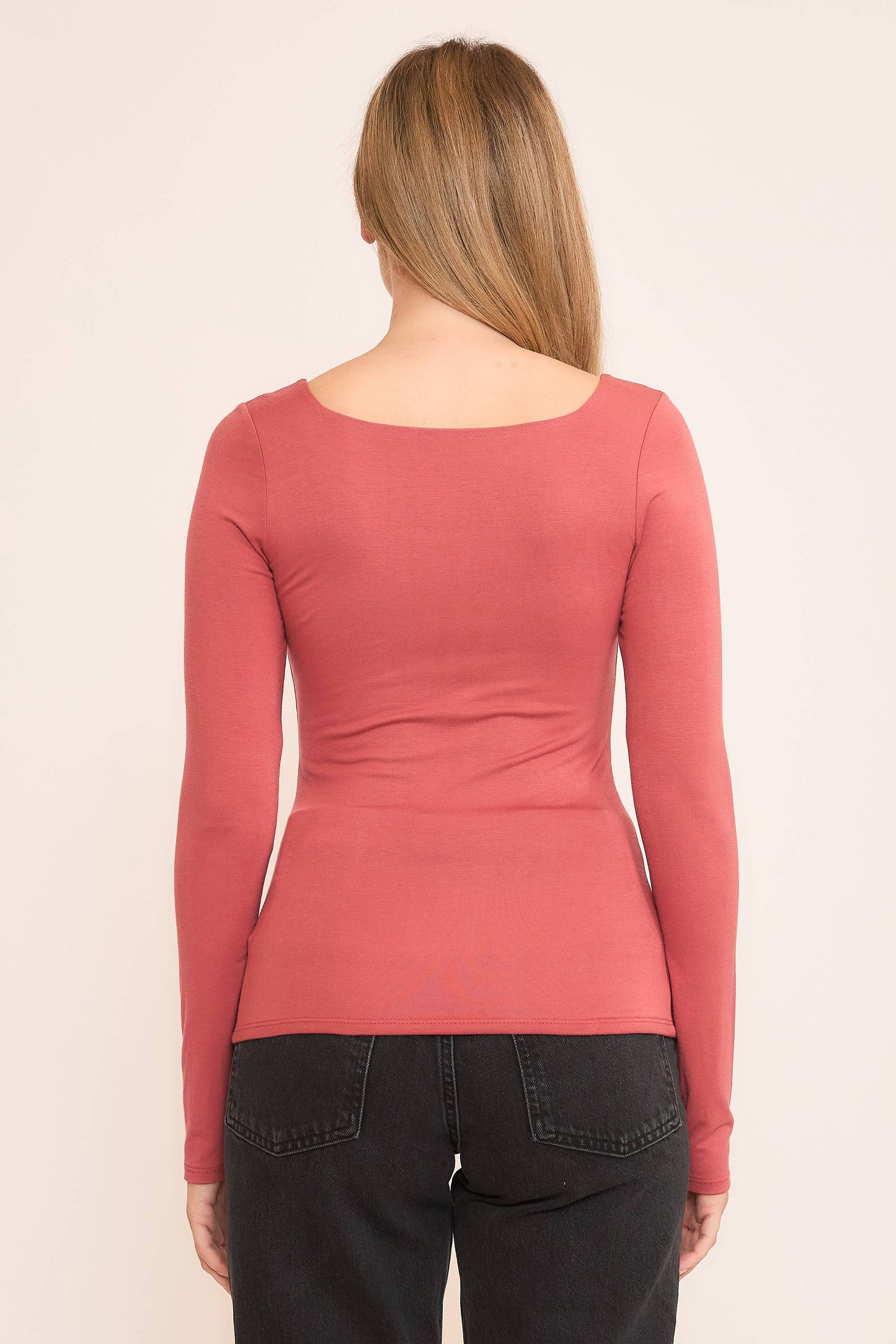 EVERYDAY SQUARE NECK LONG SLEEVE TOP