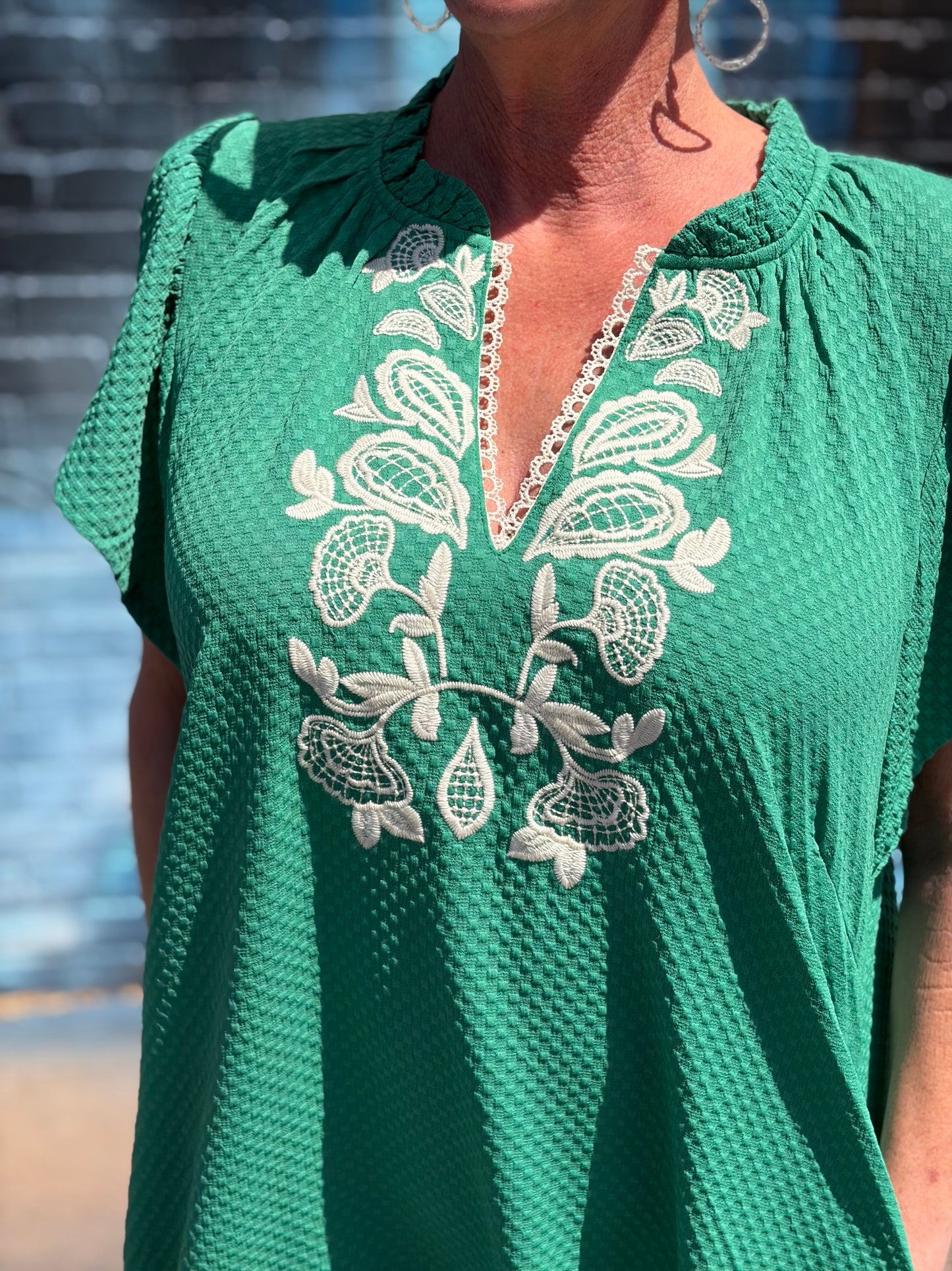 Umgee Emerald Bloom Embroidered Jacquard Flutter Sleeve Dress