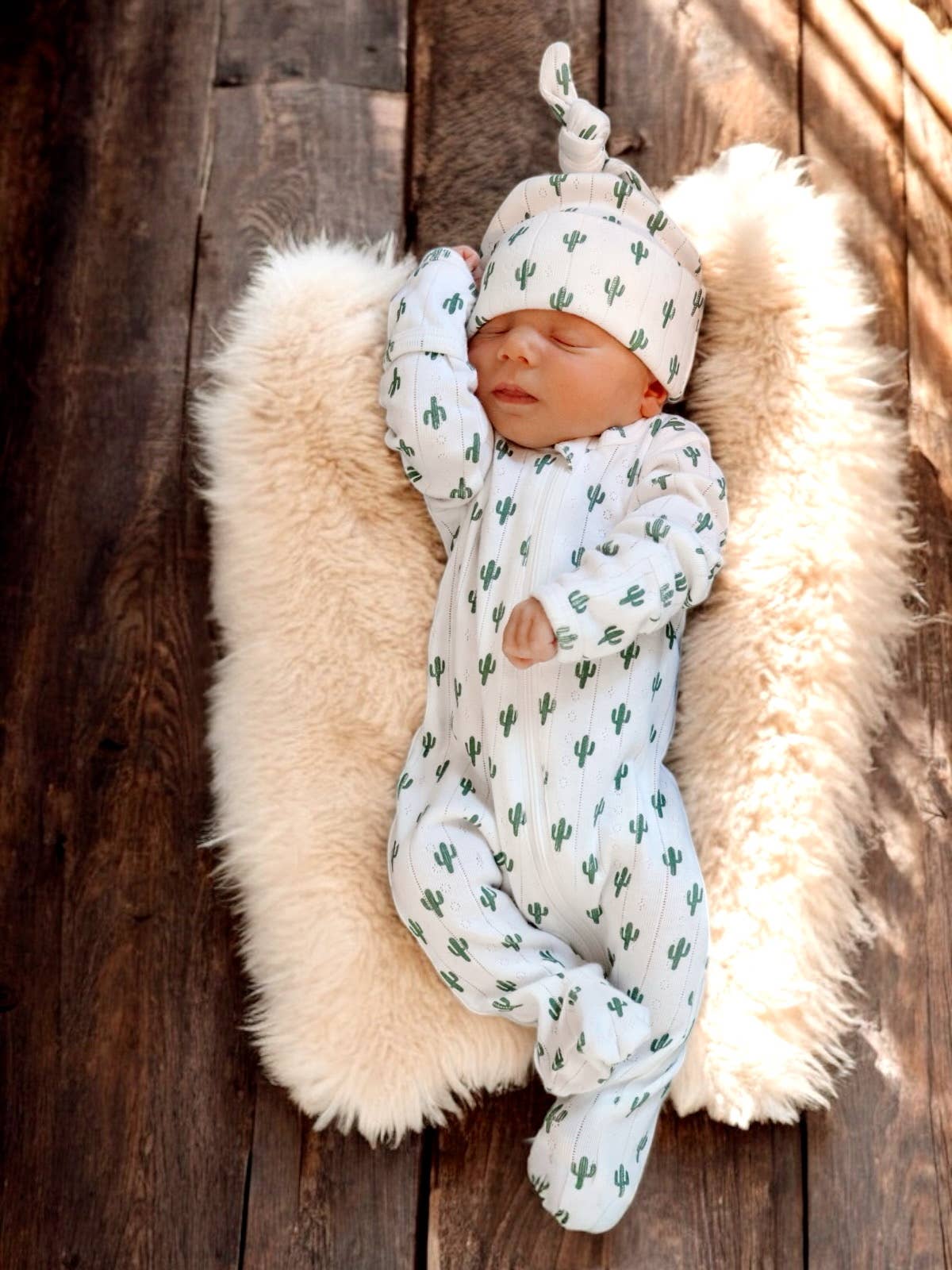 Cactus / Organic Pointelle 2-Way Zip Footie: 0-3M SIIX Collection