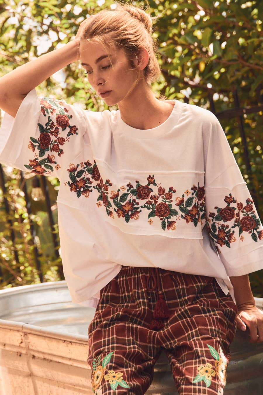 Floral Embroidered Knit Top - White