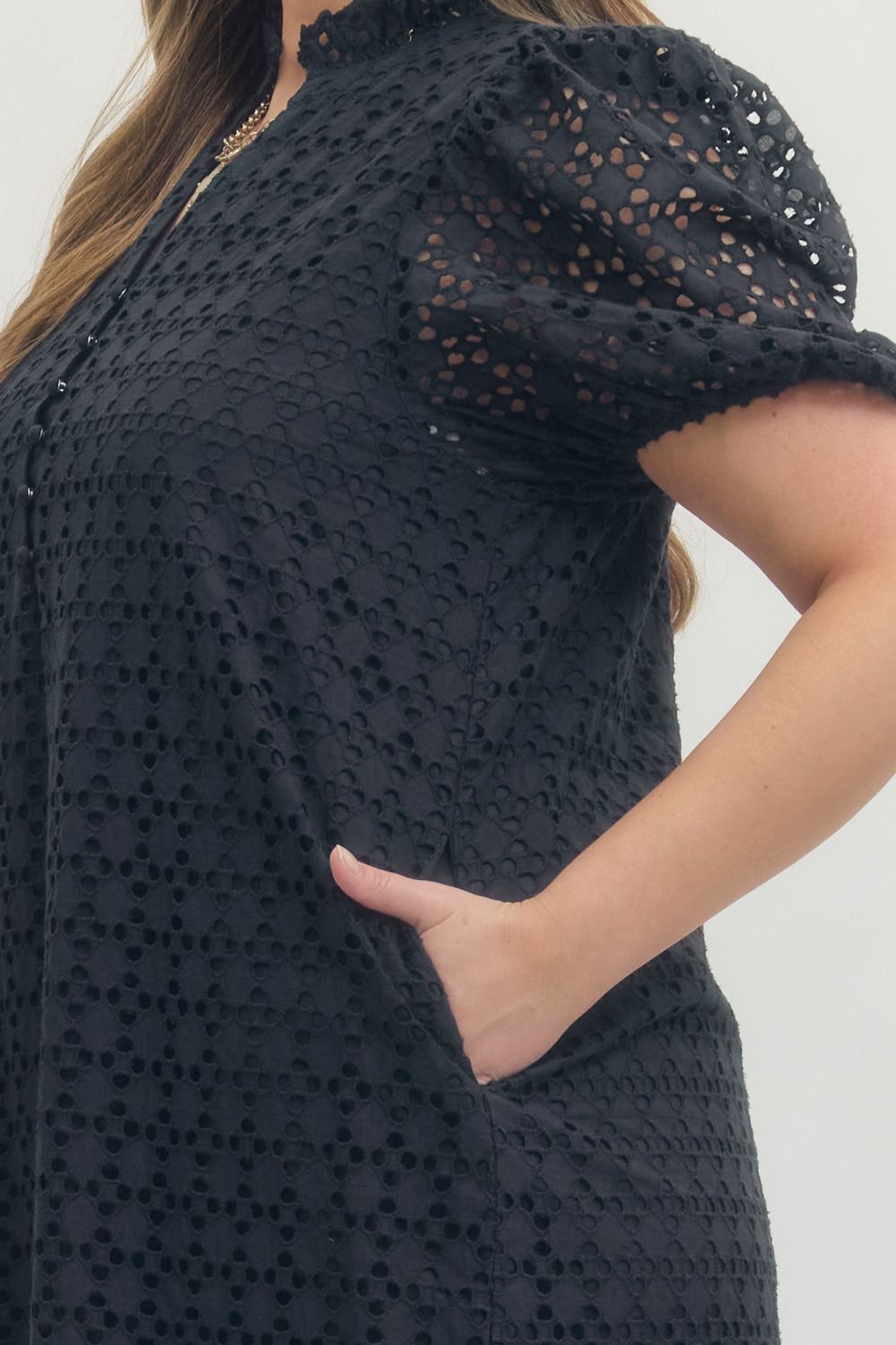 PLUS Entro Navy Eyelet Puff Sleeve Midi Dress with Pockets